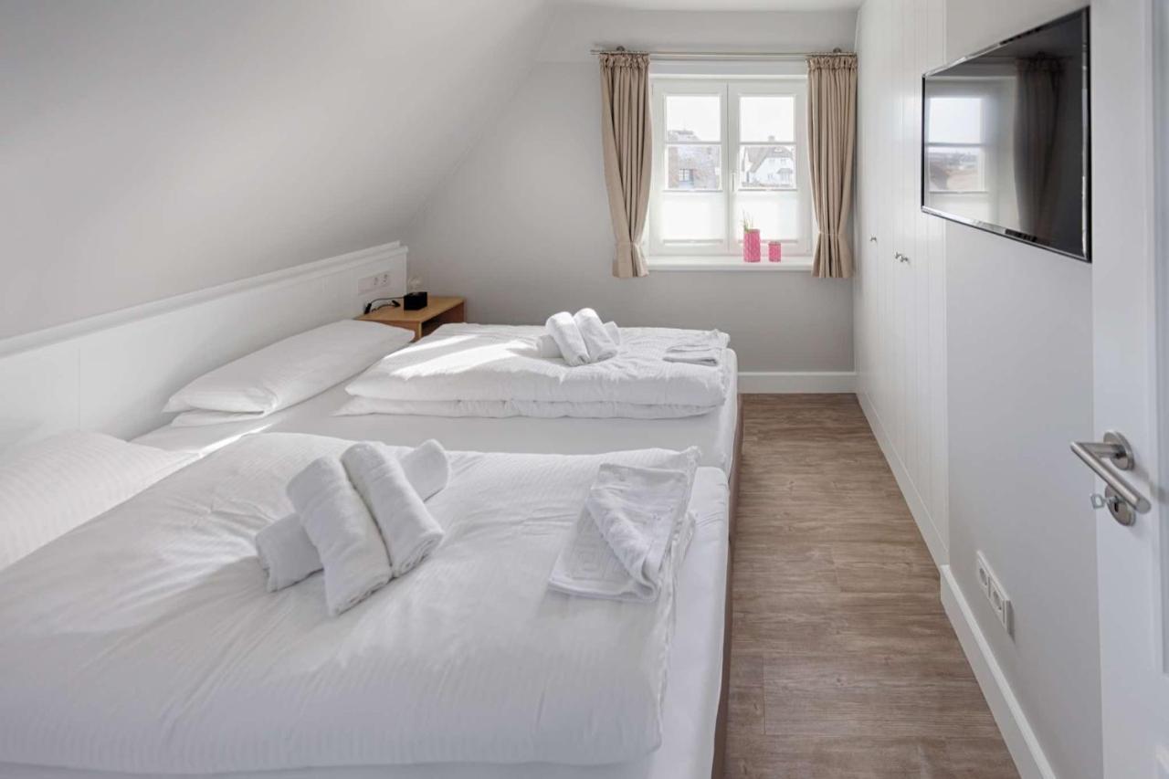 Rantum Dorf - Ferienappartments Im Reetdachhaus 1& 2 Apartment
